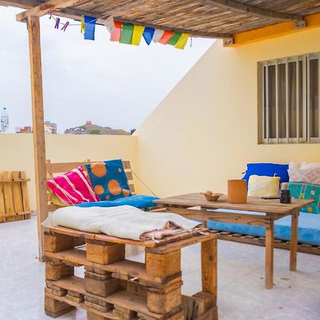 Simabo'S Backpackers' Hostel Mindelo Exterior photo